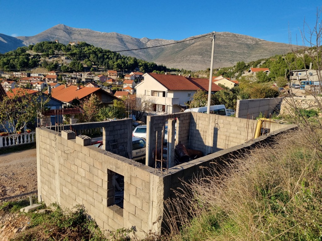 PRODAJA - KUĆA U IZGRADNJI